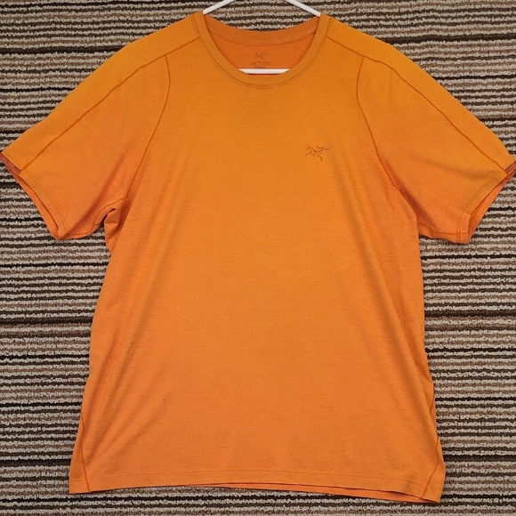 ARCTERYX Cormac Crew Orange Polyester Mens Large Athletic‎ Short Sleeve T Shirt - Picture 1 of 12